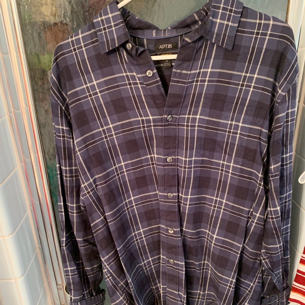 Men’s flannel, great condition!
